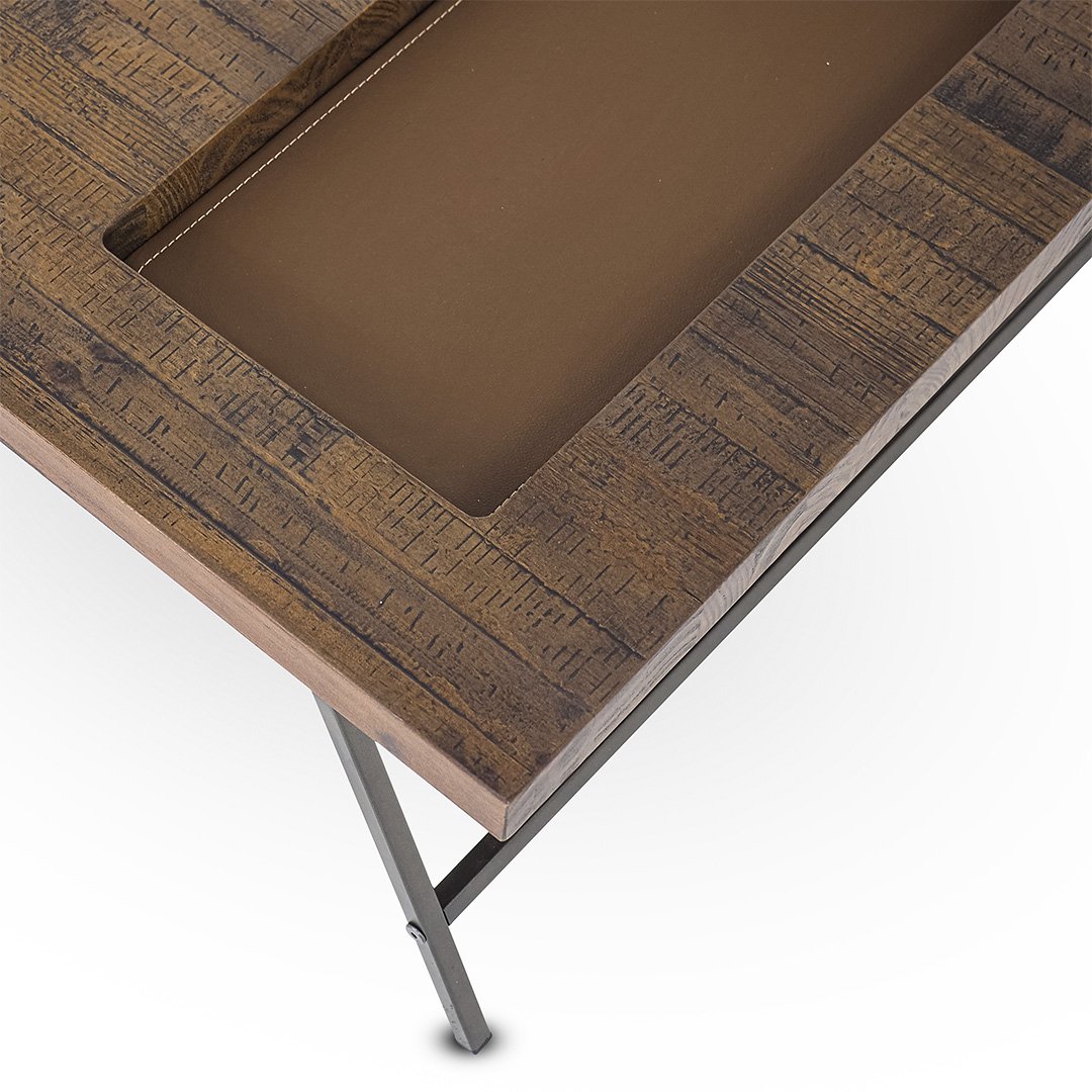 Mesa de Centro em ambiente sustentável
