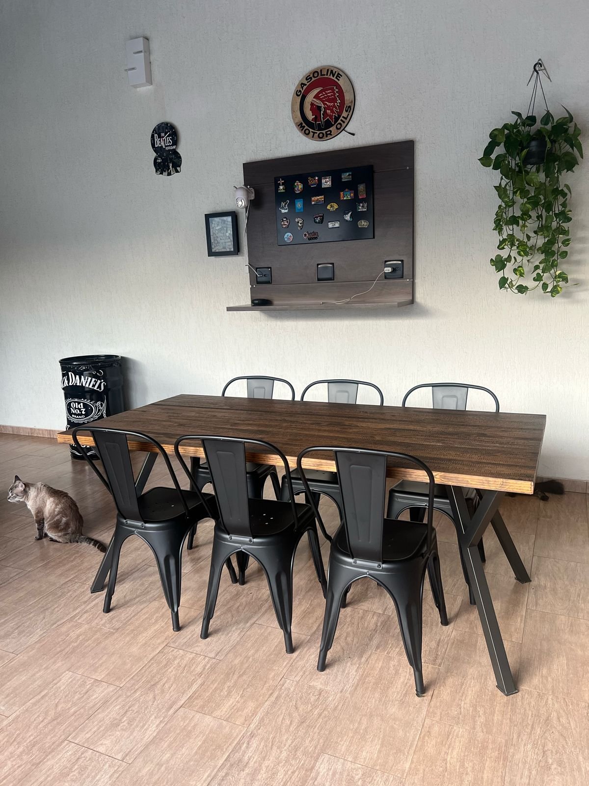 mesa astoria rustic brown 1